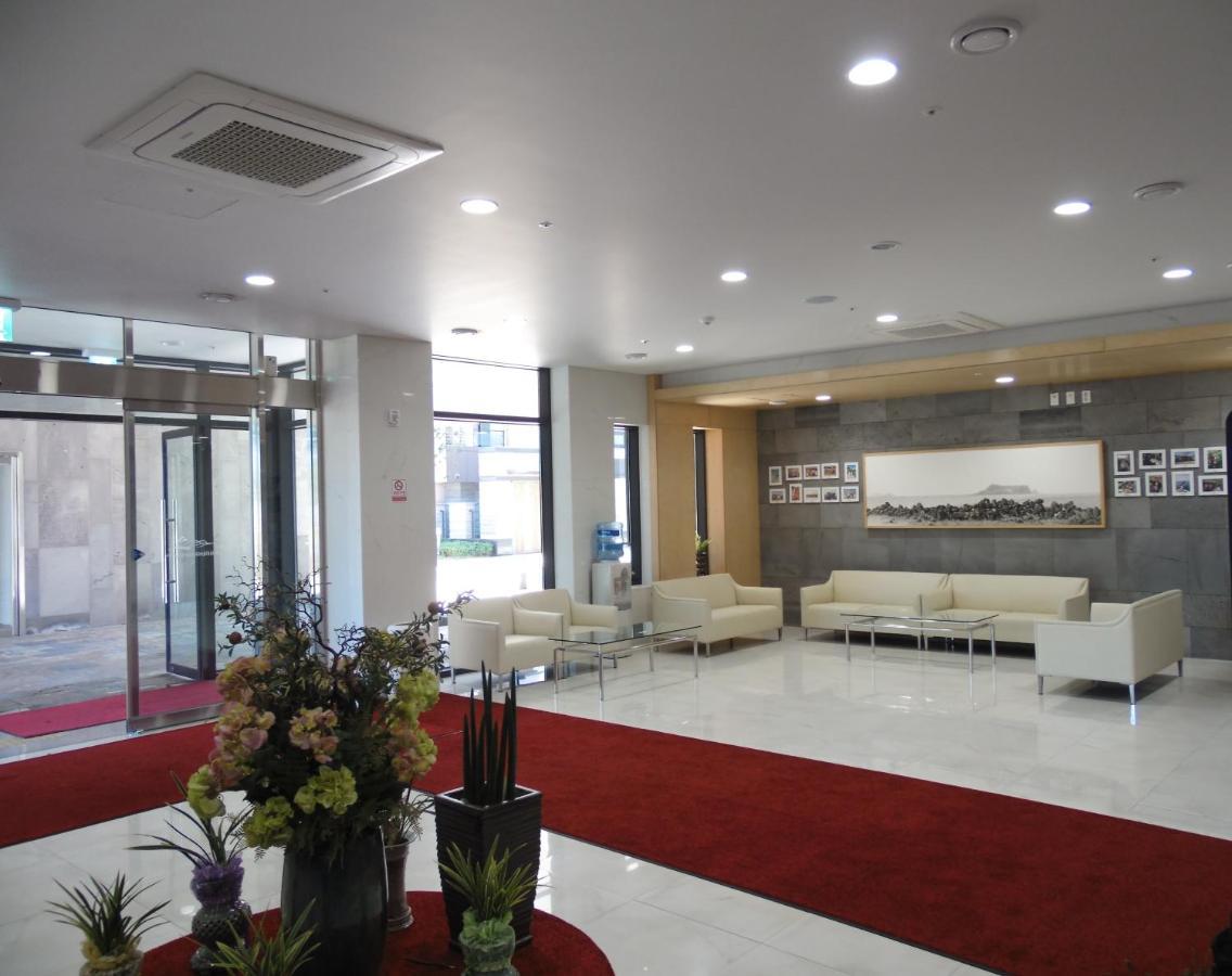 Healthcare Town Resort Сеогвипо Екстериор снимка