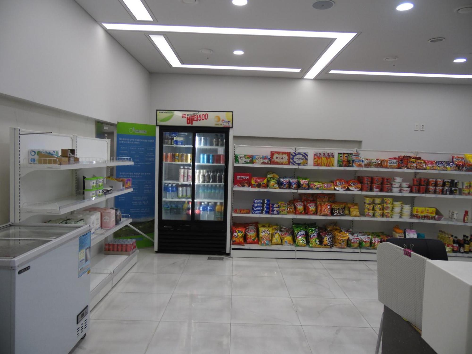 Healthcare Town Resort Сеогвипо Екстериор снимка